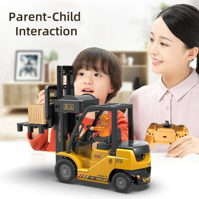 RC Forklift Truck Toy – 1:24 Scale Remote Control Construction Vehicle