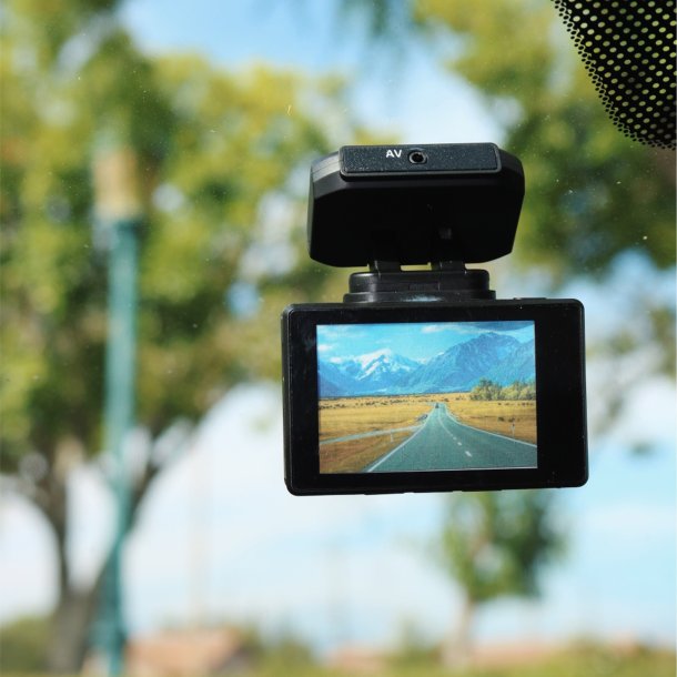 GekoGear Orbit 951 Dual 1080p Wi-Fi Dash Camera Surveillance Edition