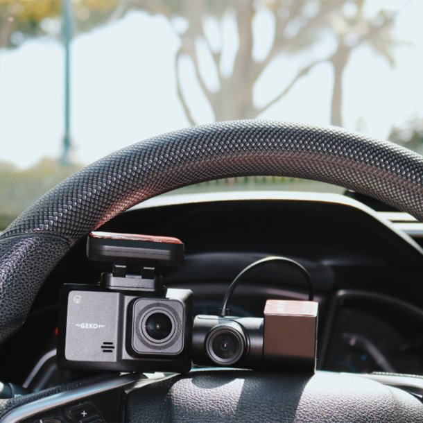 GekoGear Orbit 951 Dual 1080p Wi-Fi Dash Camera Surveillance Edition