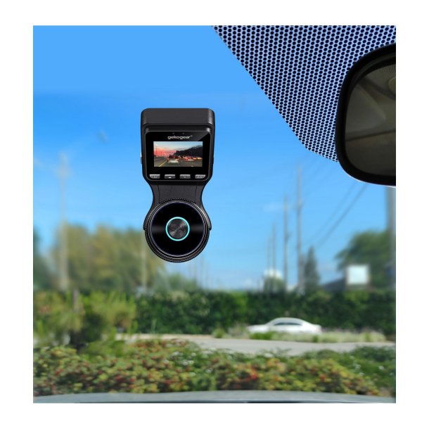 GekoGear Orbit D200 2K Quad HD Dash Camera with 32GB microSD Card