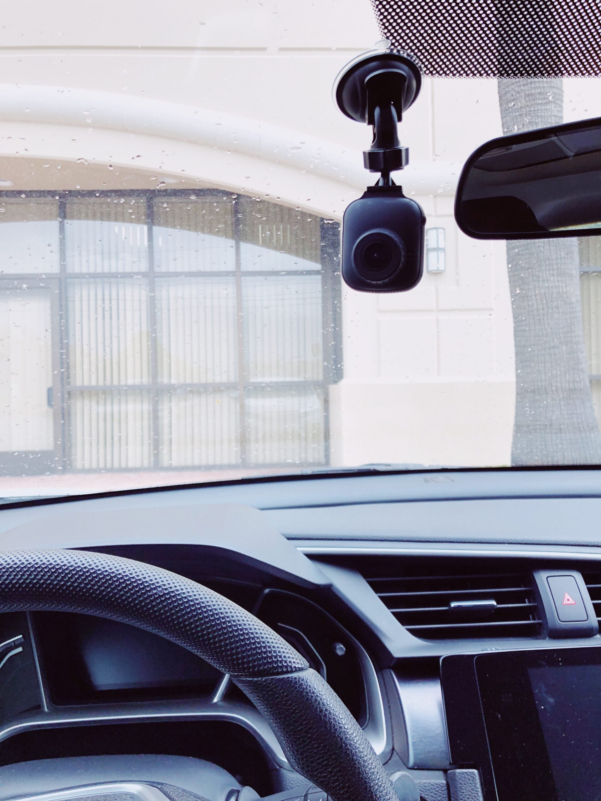 GekoGear Orbit 130 Full HD Dash Camera with 8GB microSD Card